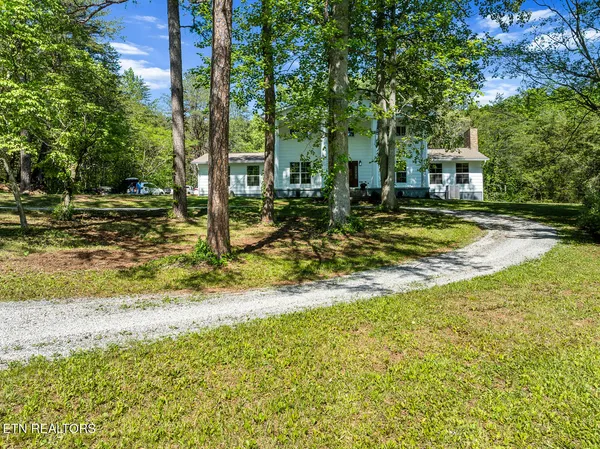 $980,000 | 6842 4 Mile Road, Maryville, TN 37803