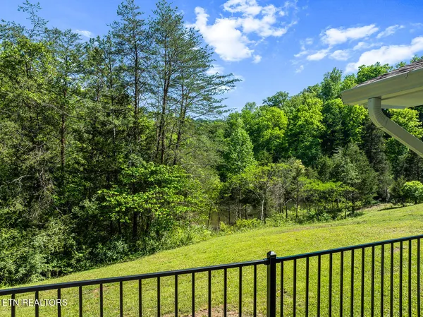 $980,000 | 6842 4 Mile Road, Maryville, TN 37803