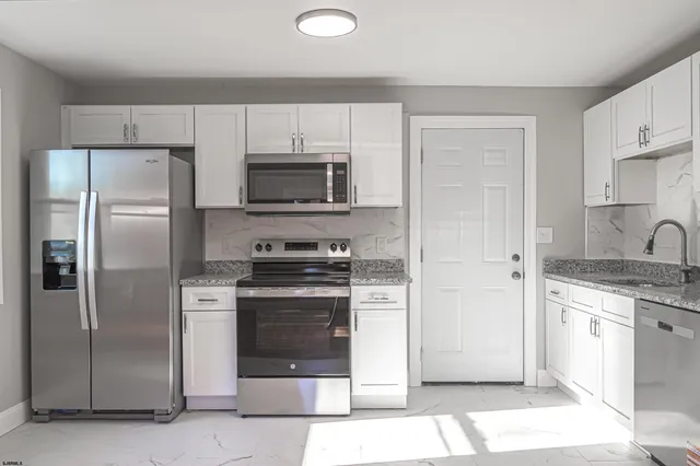 $309,900 | 6307 Lance Avenue, Mays Landing, NJ 08330