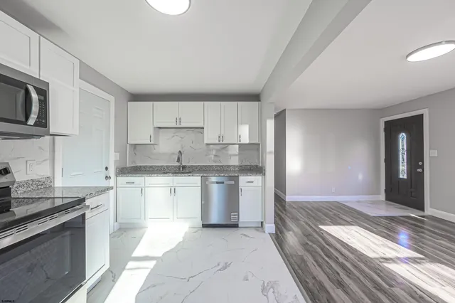 $309,900 | 6307 Lance Avenue, Mays Landing, NJ 08330