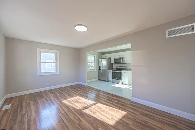 $309,900 | 6307 Lance Avenue, Mays Landing, NJ 08330