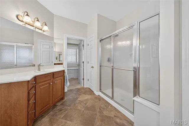 $574,900 | 2721 Fairway Oaks Drive, Lake St. Louis, MO 63367