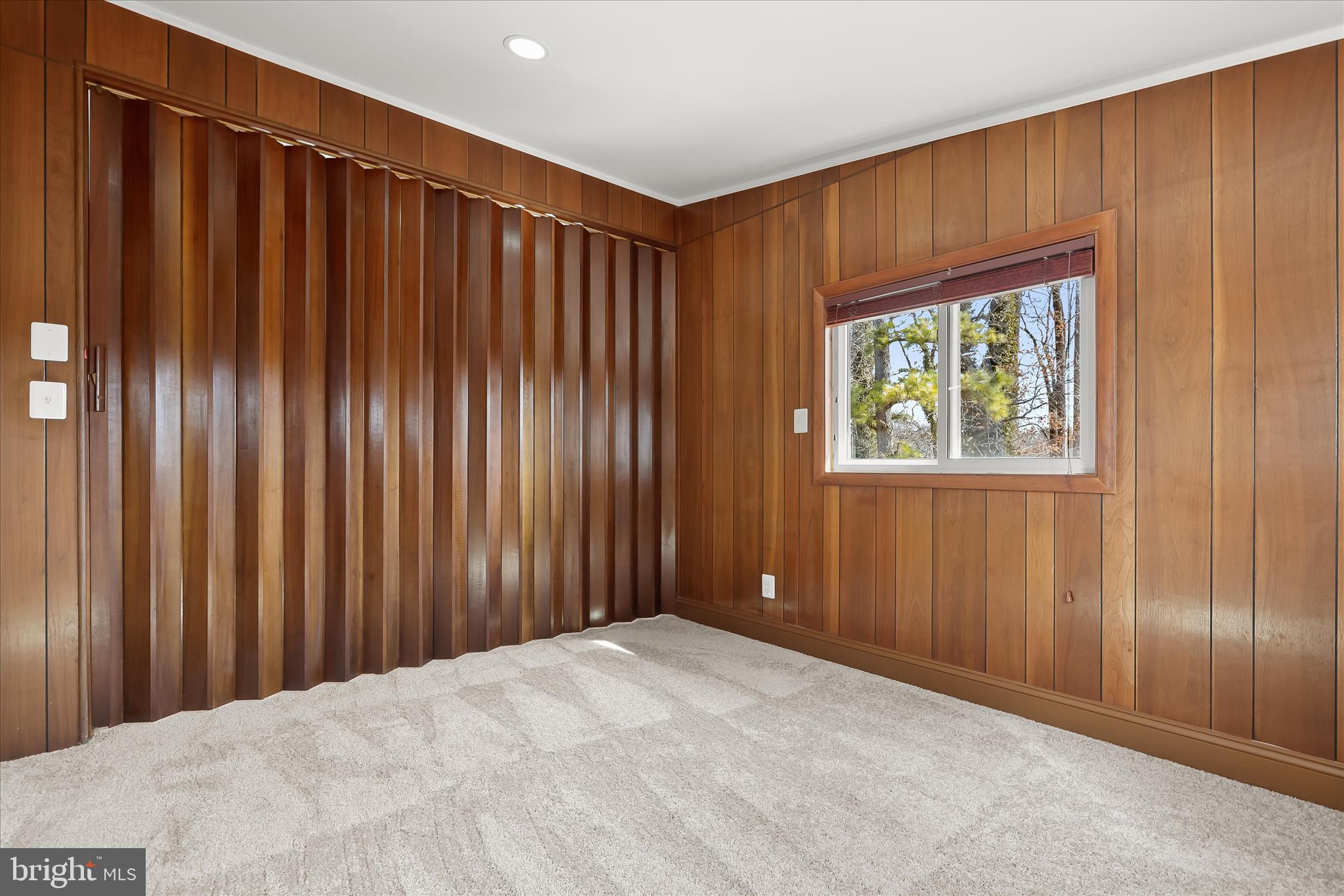 1009 Flagtree Lane Baltimore, MD 21208 - Photo 20 of 61 Adaptable Family Room