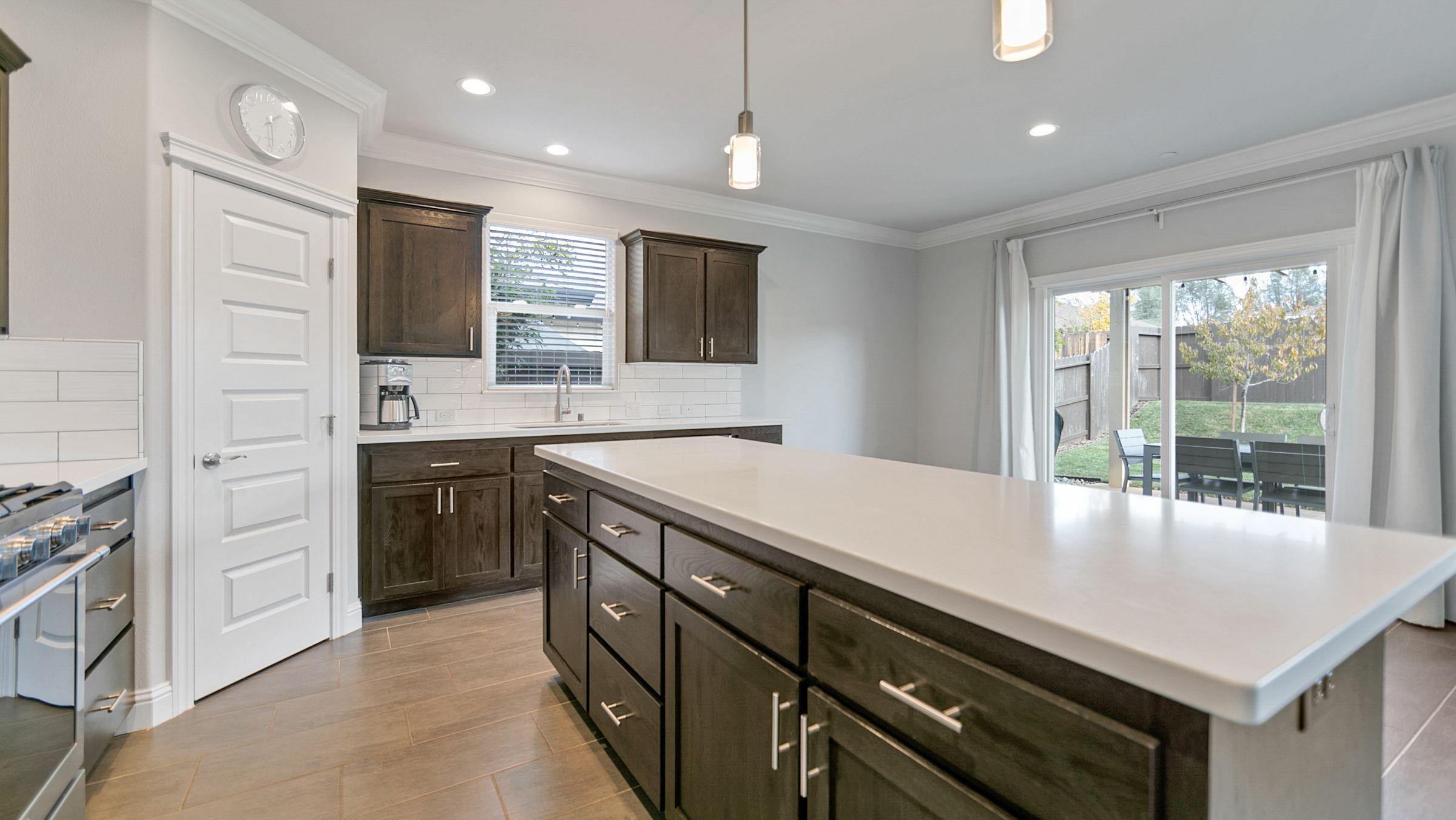 3450 Hotlam Road Redding, CA 96002 - Photo 17 of 41 16
