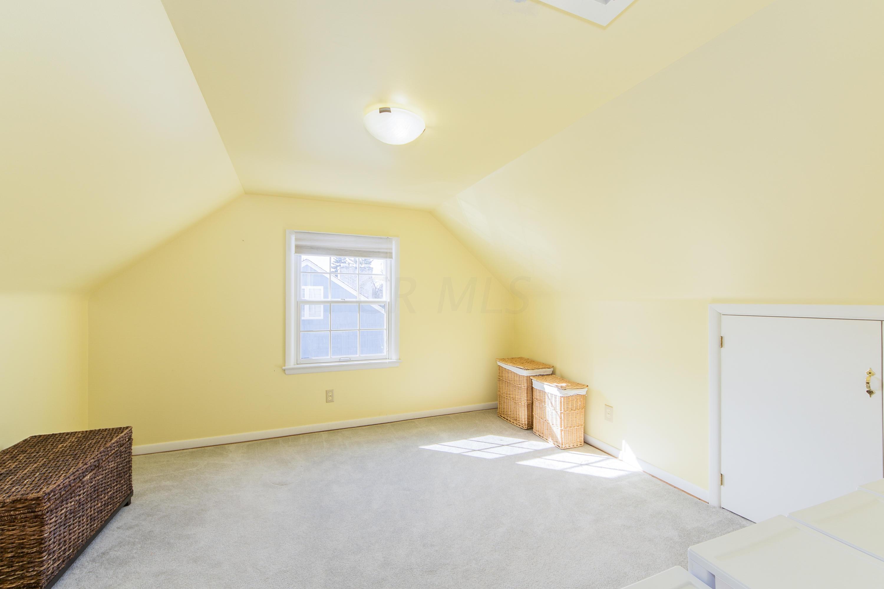 528 Acton Road Columbus, OH 43214 - Photo 26 of 32 Gallery Image 26