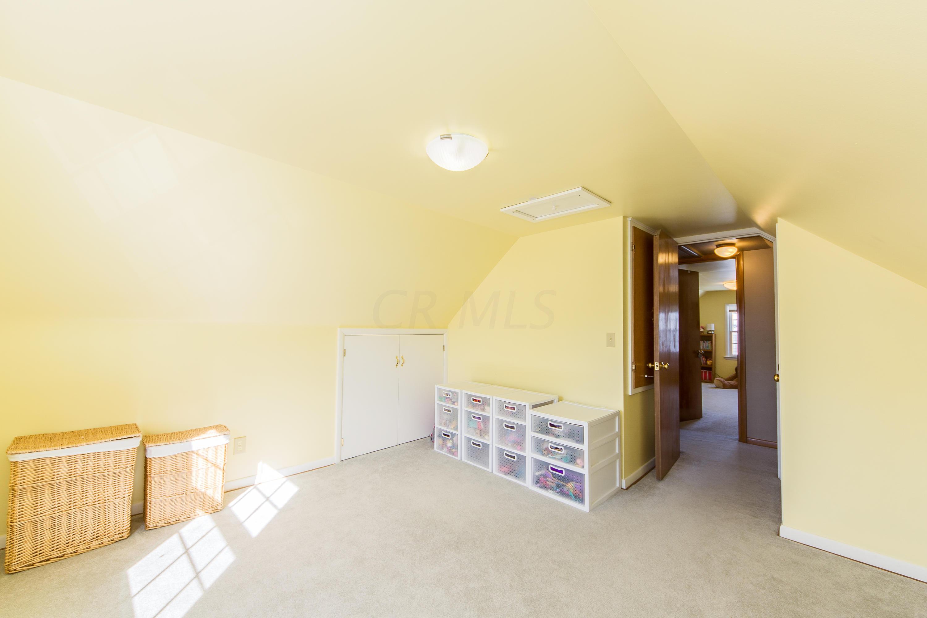 528 Acton Road Columbus, OH 43214 - Photo 27 of 32 Gallery Image 27