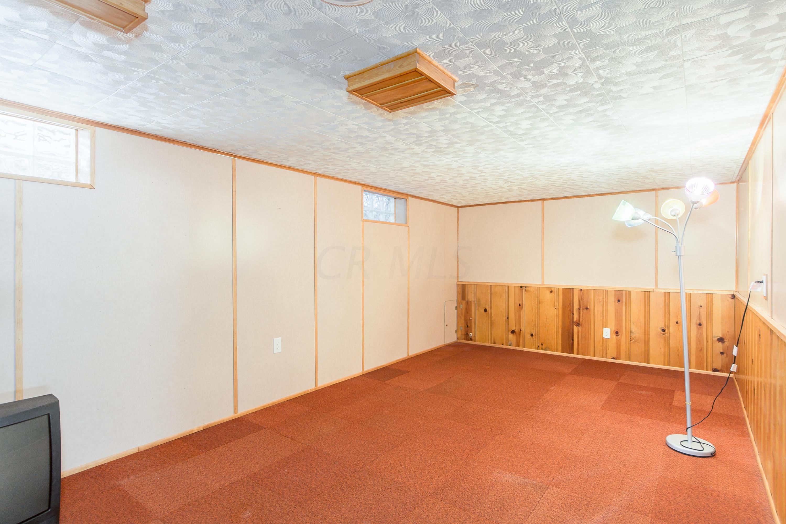 528 Acton Road Columbus, OH 43214 - Photo 28 of 32 Gallery Image 28