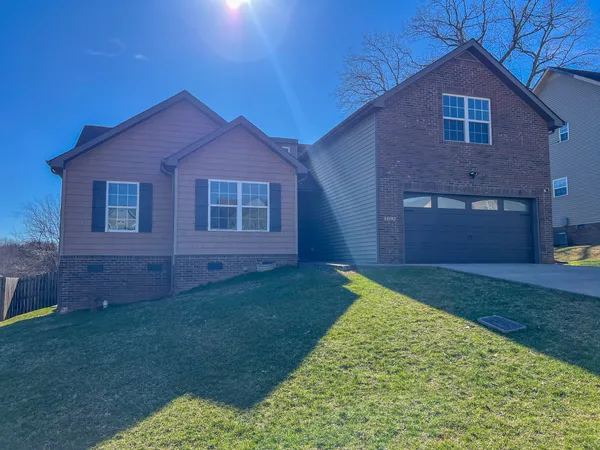 $1,950 | 1092 Castlerock Drive, Clarksville, TN 37042