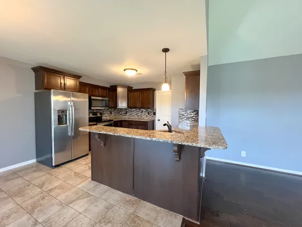 $1,950 | 1092 Castlerock Drive, Clarksville, TN 37042