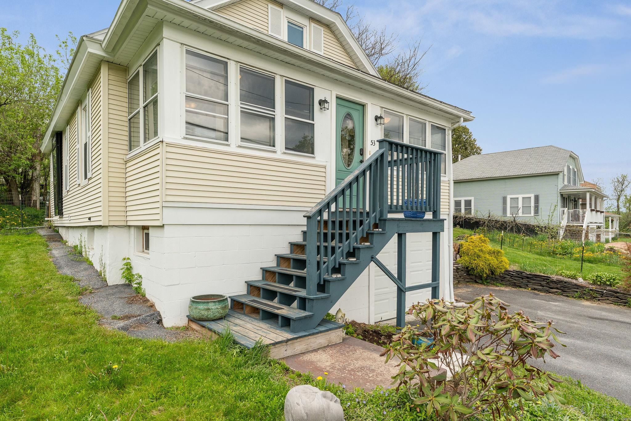 53 Bassett Street Barre, VT 05641 - Photo 5 of 36