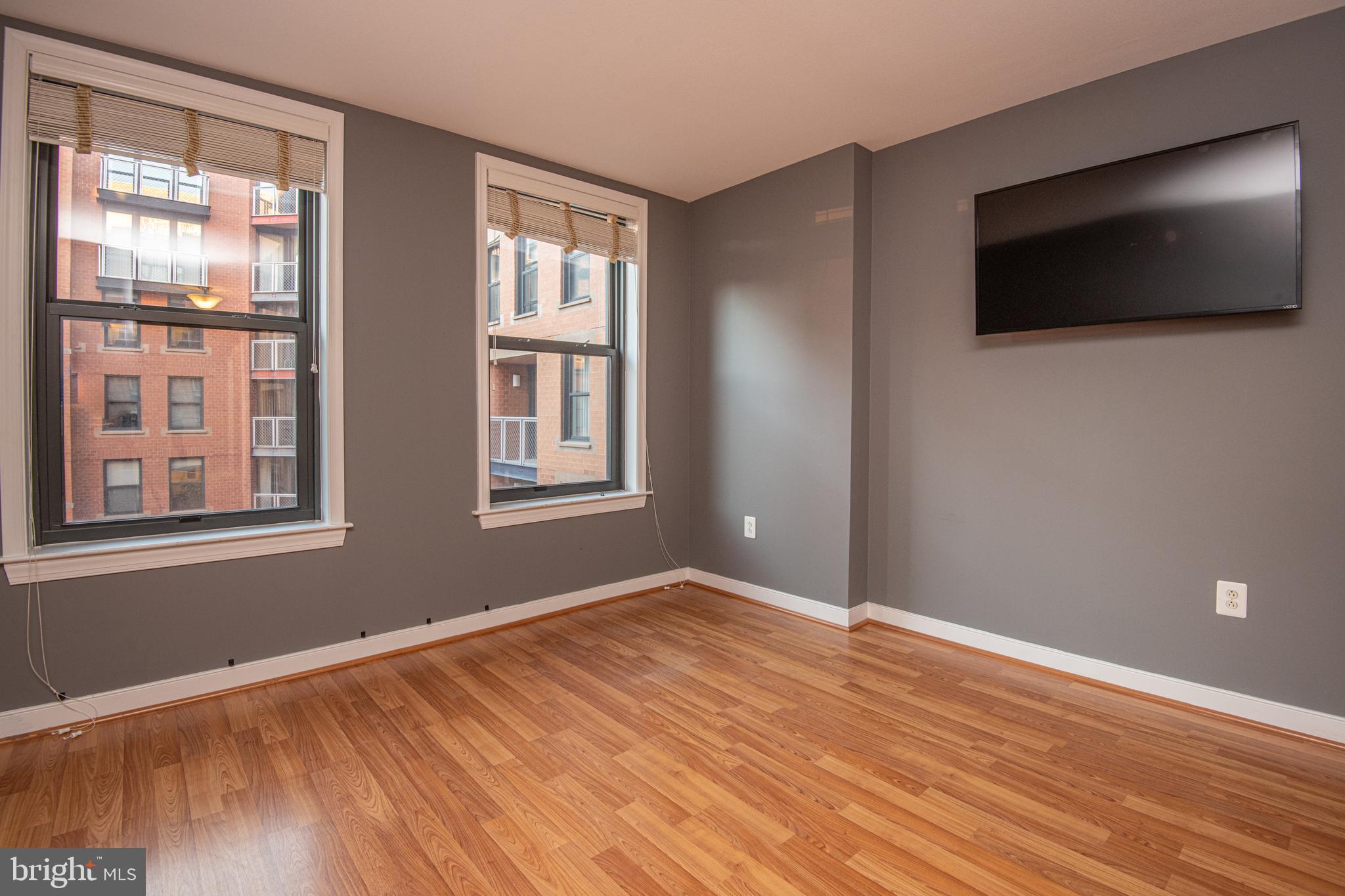 616 E Street Northwest, Unit 855 Washington, DC 20004 - Photo 13 of 24 TV Conveys