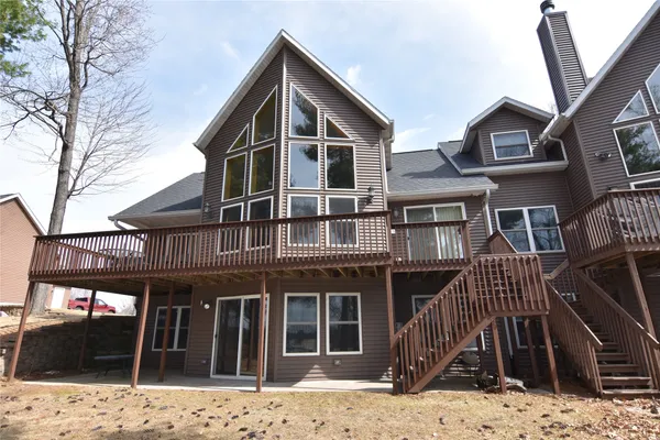 $489,000 | 2333 11 1/8 Avenue, Cameron, WI 54822