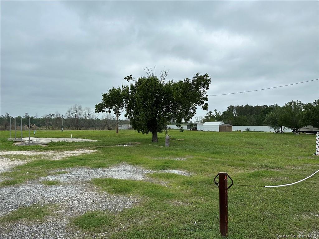 2004 Evergreen Road Sulphur, LA 70663 - Photo 3 of 6