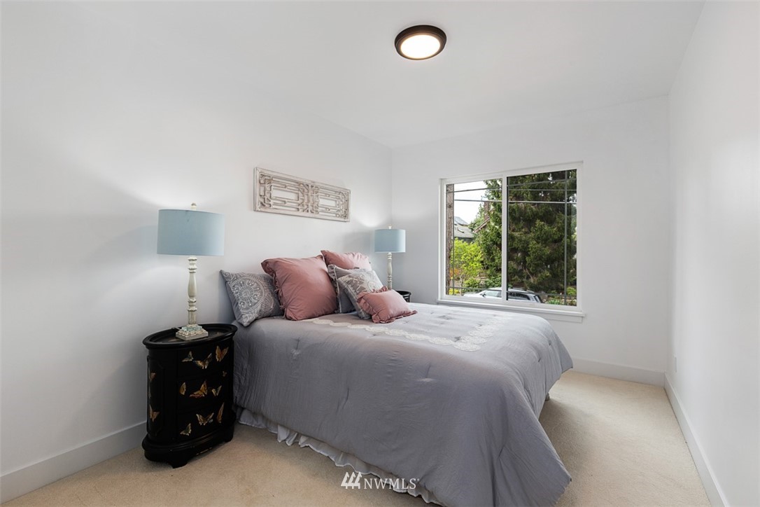 325 North 79th Street Seattle, WA 98103 - Photo 9 of 25 Gallery Image 9