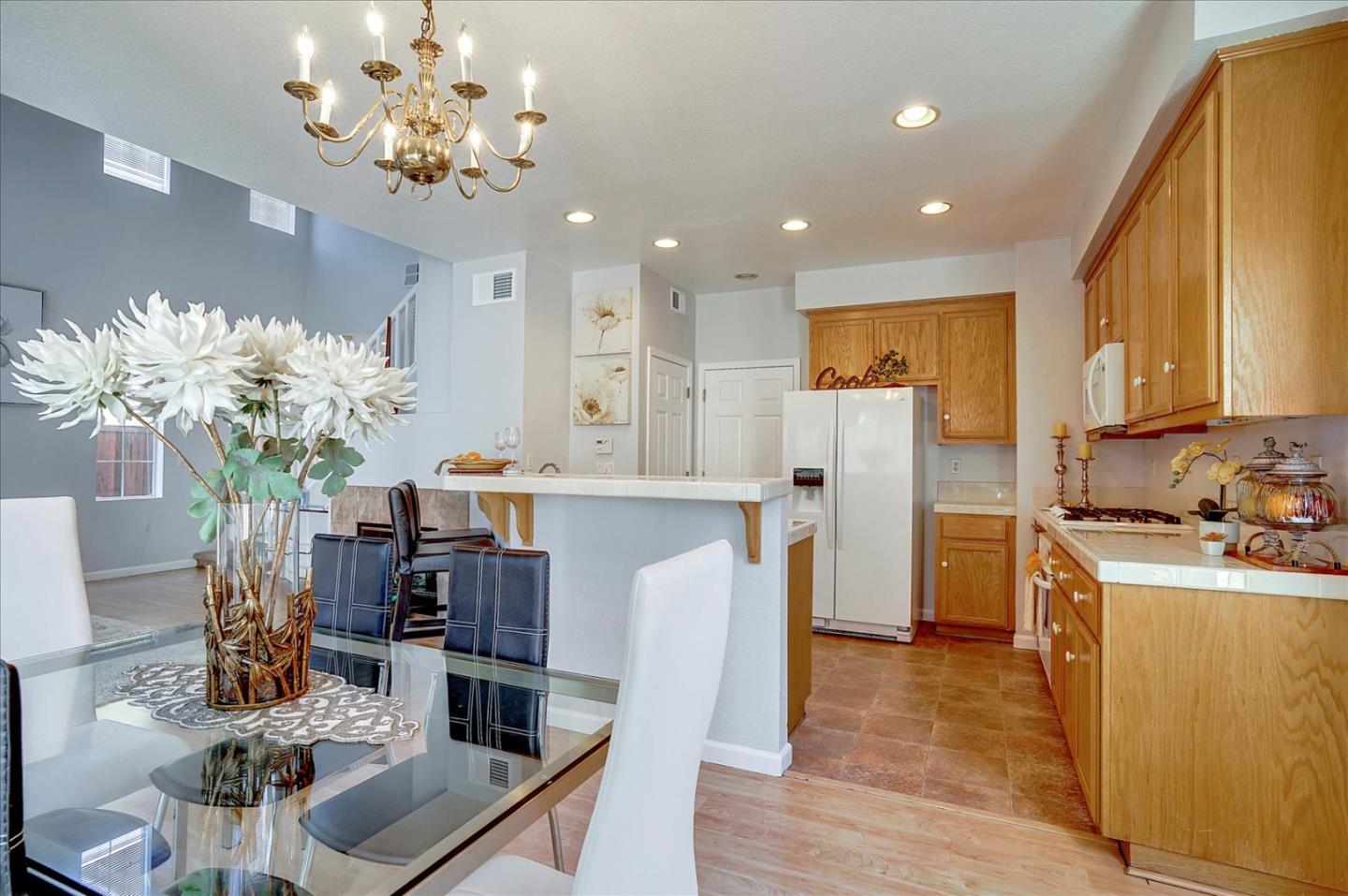 3455 Monogram Road San Leandro, CA 94577 - Photo 9 of 38 Gallery Image 9
