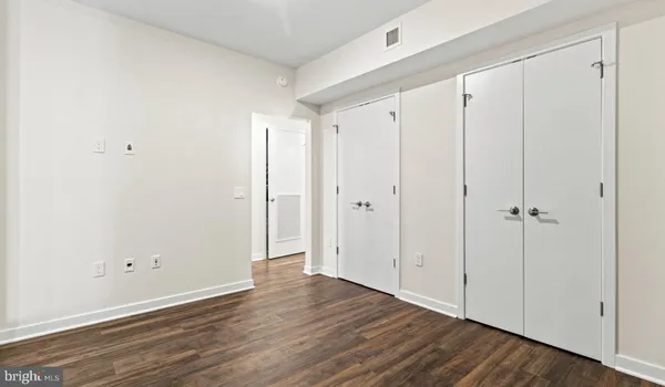 $4,708 | 4000 Wisconsin Avenue Northwest, Unit 4K219, Washington, DC 20016
