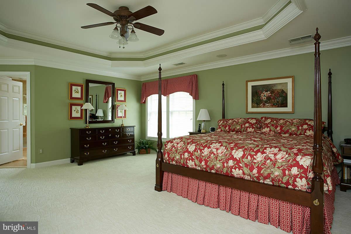 12524 Chronical Drive Fairfax, VA 22030 - Photo 18 of 30 Bedroom (Master)