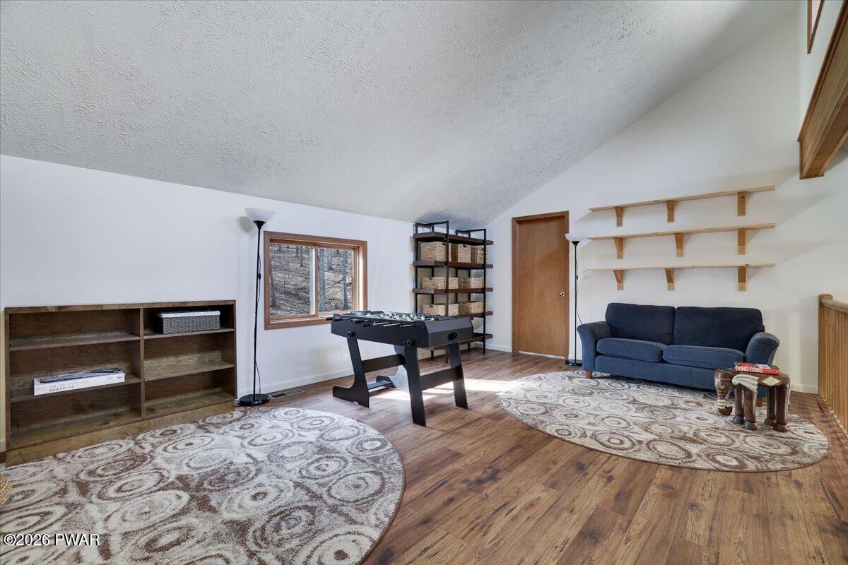 297 Gold Finch Road Bushkill, PA 18324 - Photo 20 of 46