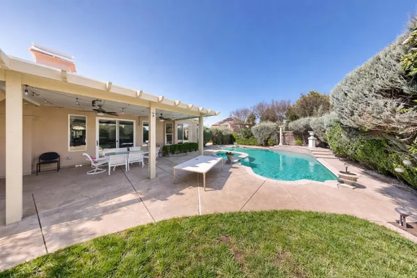 $1,200,000 | 948 Woodridge Court, Yuba City, CA 95993
