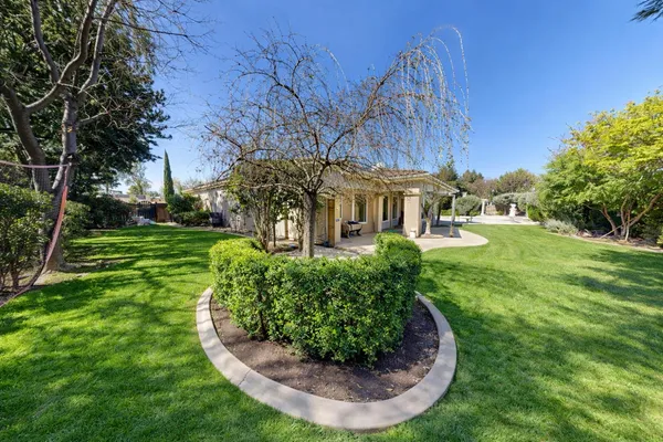 $1,200,000 | 948 Woodridge Court, Yuba City, CA 95993