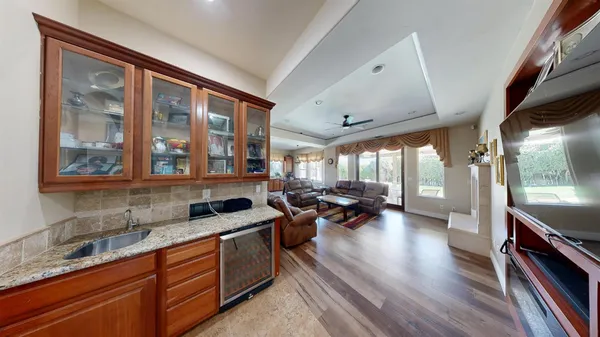 $1,200,000 | 948 Woodridge Court, Yuba City, CA 95993