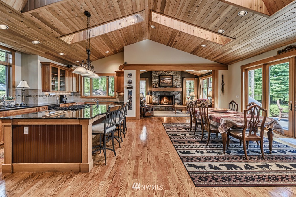 3322 Green Road Oak Harbor, WA 98277 - Photo 4 of 25 Gallery Image 4