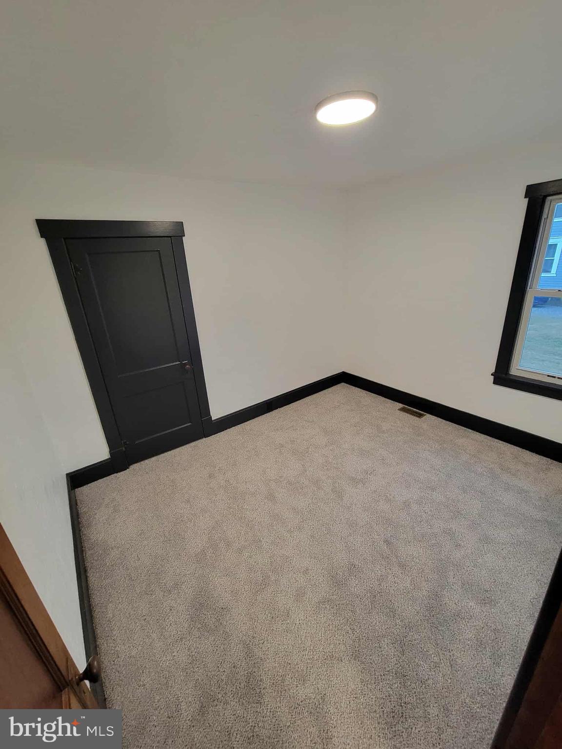 14204 Temple Street Ellerslie, MD 21529 - Photo 13 of 31 a view of a hallway