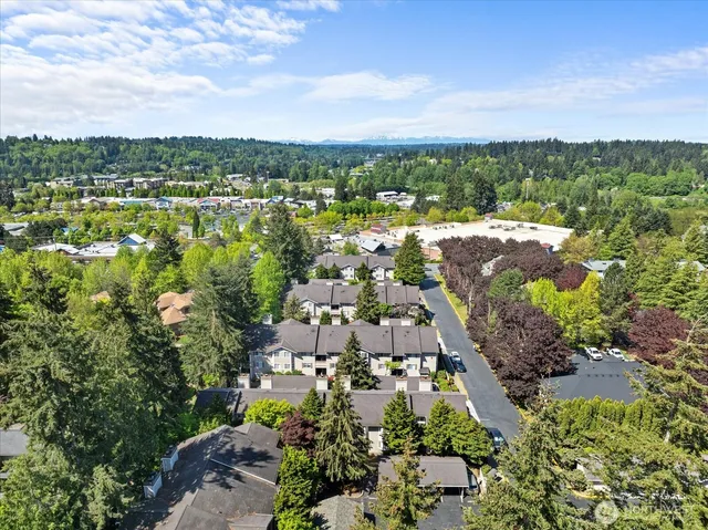 $2,495 | 14007 Northeast 181st Street, Unit C304, Woodinville, WA 98072