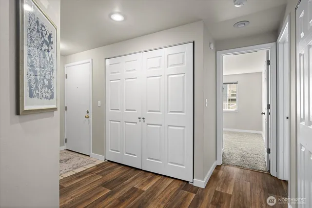 $2,495 | 14007 Northeast 181st Street, Unit C304, Woodinville, WA 98072