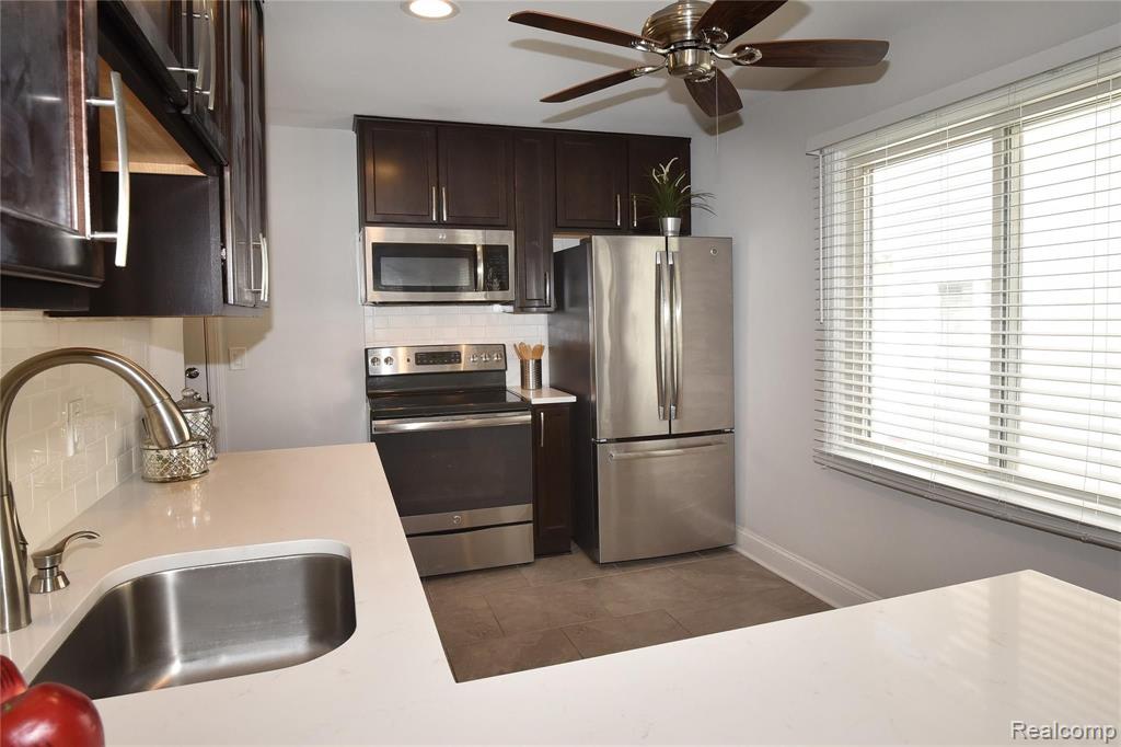 789 Ruffner Avenue Birmingham, MI 48009 - Photo 14 of 39