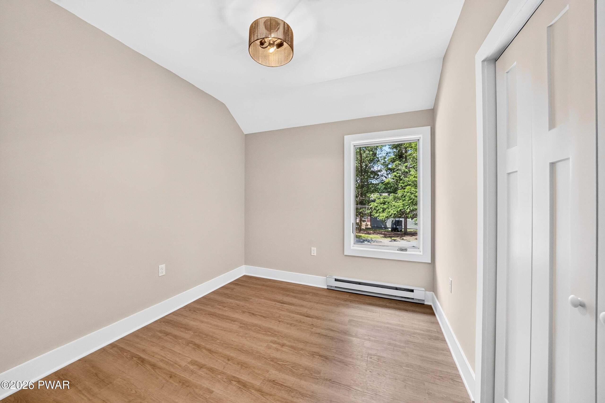 215 Lennon Road Greentown, PA 18426 - Photo 12 of 33