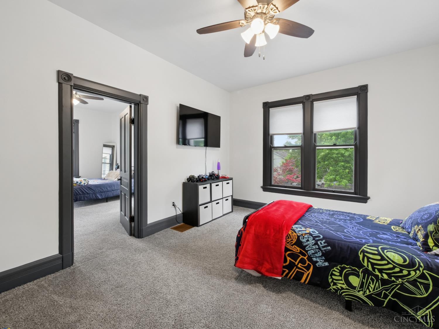 110 South Main Street Hamilton, OH 45011 - Photo 27 of 40