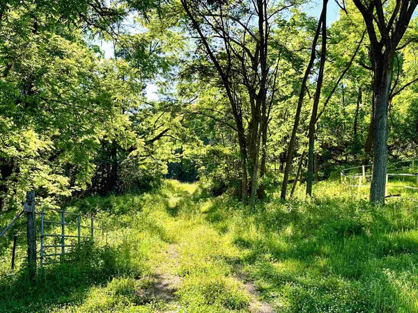 $280,000 | 26 Acres /- Tanglewood, McGregor, IA 52157