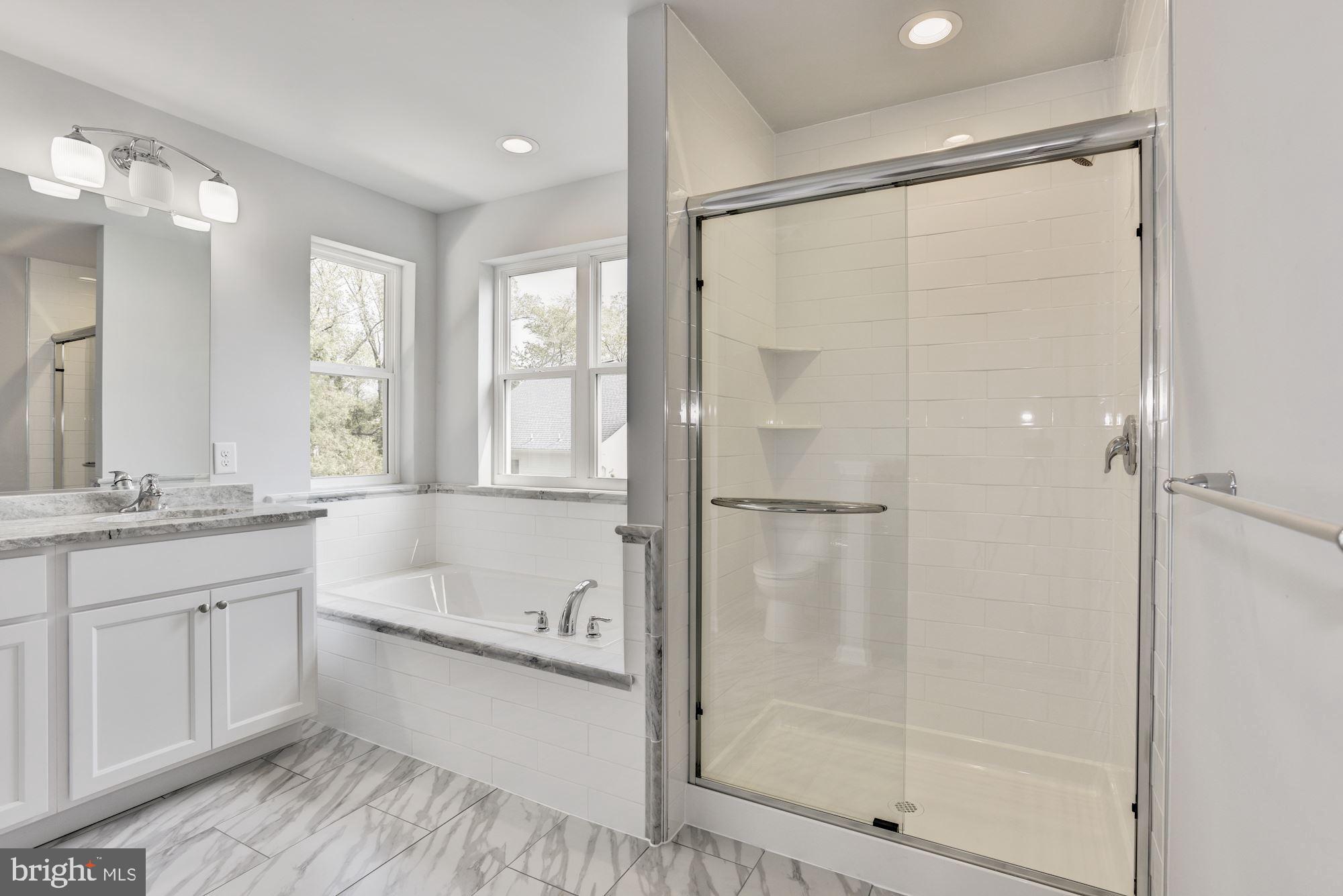 1463 Ridgeway Arnold, MD 21012 - Photo 15 of 35 Master Bath