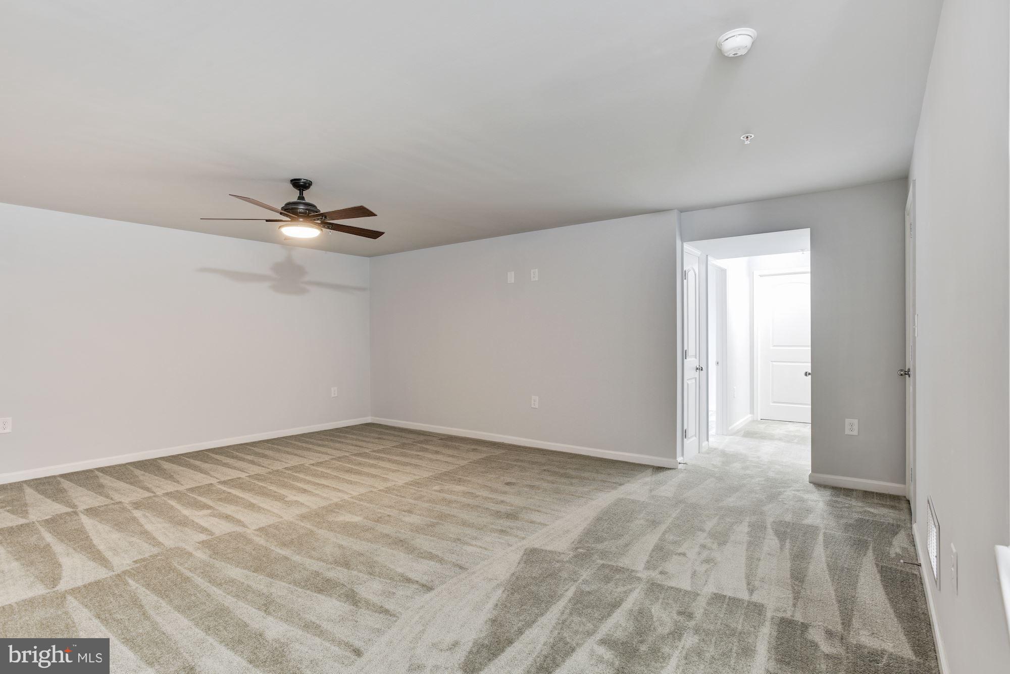 1463 Ridgeway Arnold, MD 21012 - Photo 23 of 35 Family Room