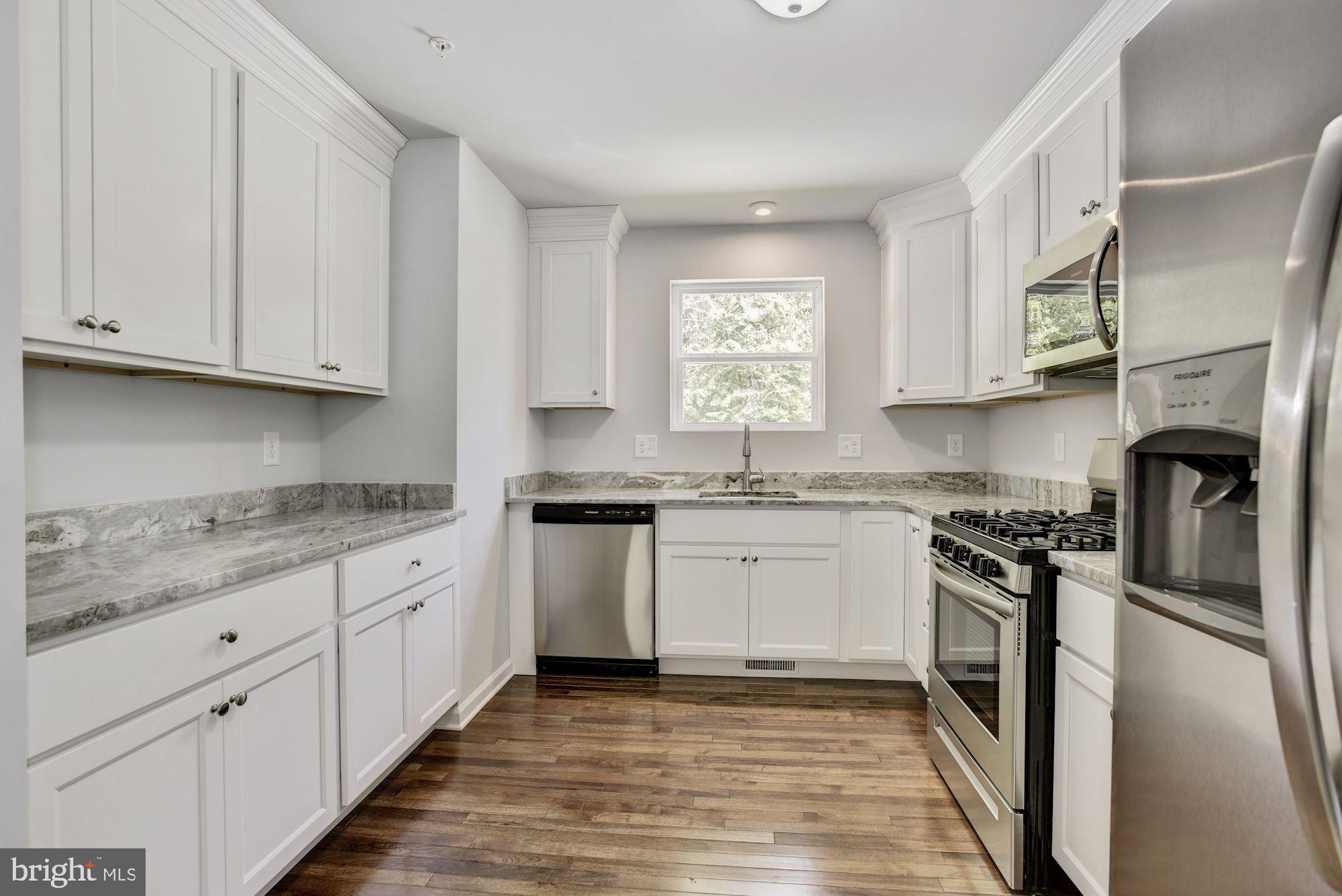 1463 Ridgeway Arnold, MD 21012 - Photo 9 of 35 Kitchen