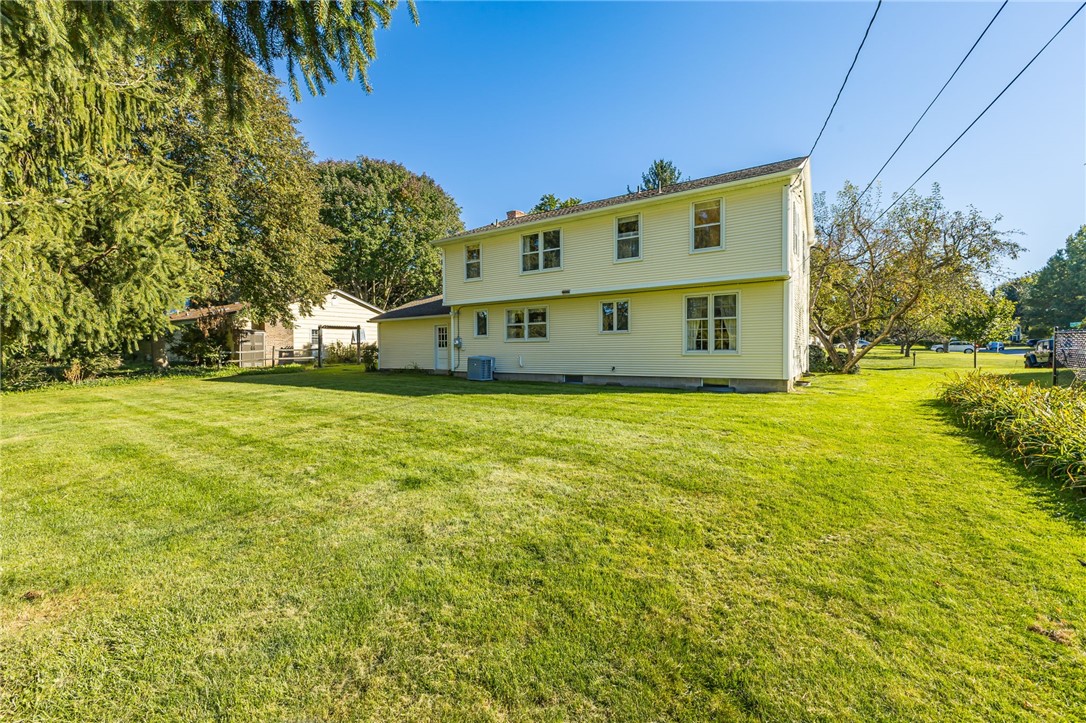 10 Barnfield Road Henrietta, NY 14534 - Photo 35 of 36 Gallery Image 35