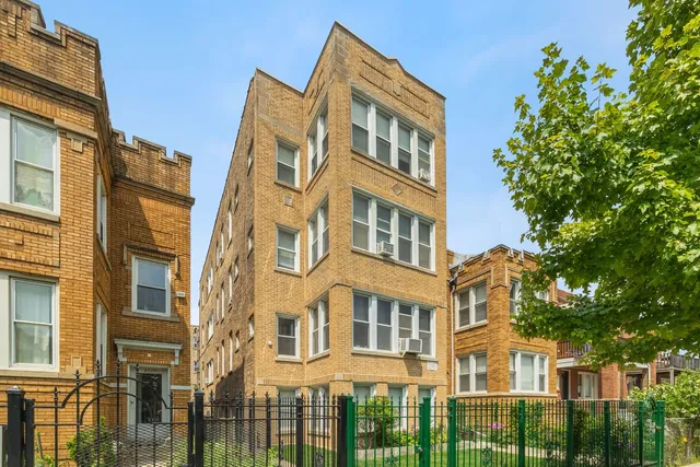 $1,150,000 | 4734 North Drake Avenue, Chicago, IL 60625