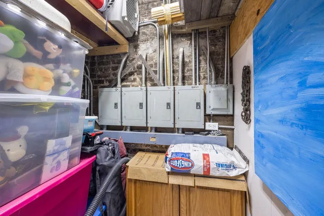 $1,150,000 | 4734 North Drake Avenue, Chicago, IL 60625