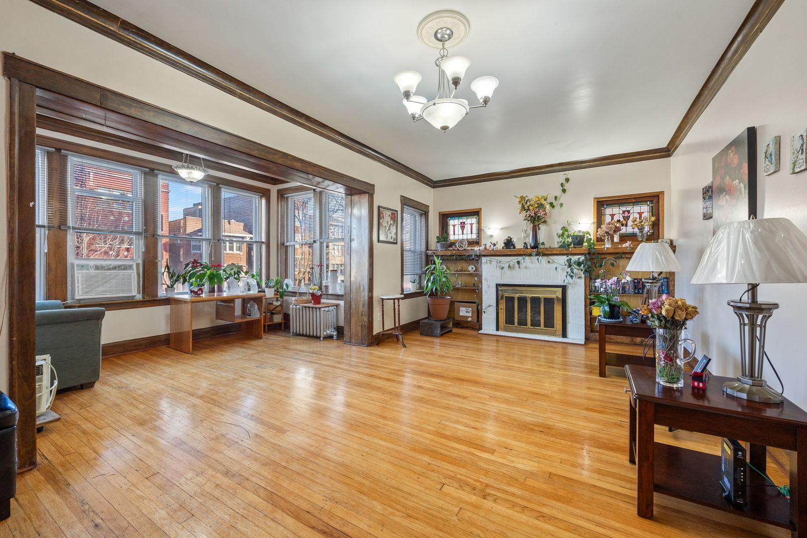 4734 North Drake Avenue Chicago, IL 60625 - Photo 5 of 51