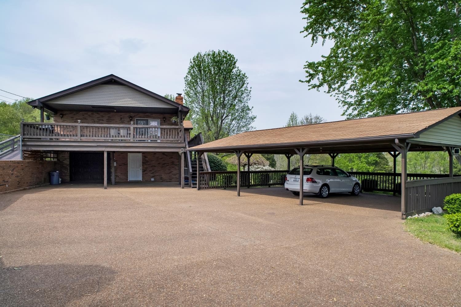 7229 Bidwell Road Joelton, TN 37080 - Photo 15 of 30 Garage and 4-car carport.