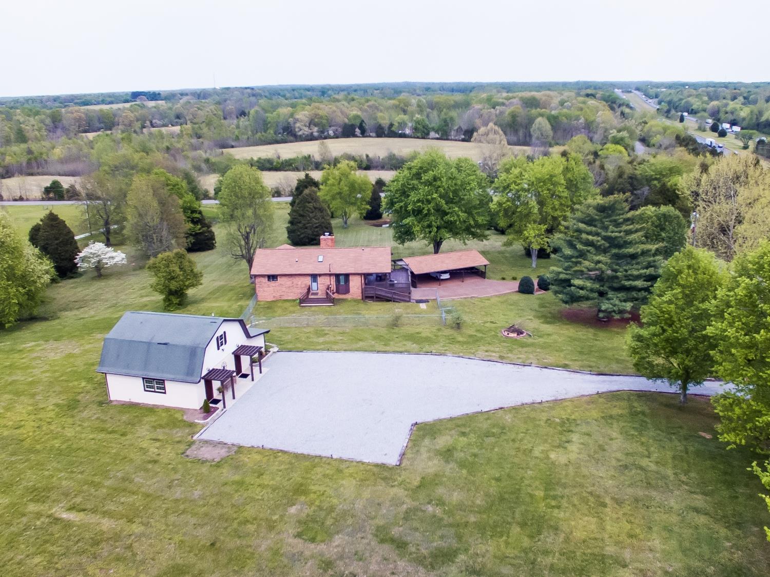 7229 Bidwell Road Joelton, TN 37080 - Photo 27 of 30 The studio has its own parking - enough for a limo, tour bus, and more! 1-car rear facing garage too!