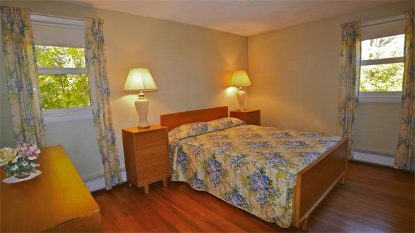 24 Temple Road Lynnfield, MA 01940 - Photo 9 of 15 Gallery Image 9