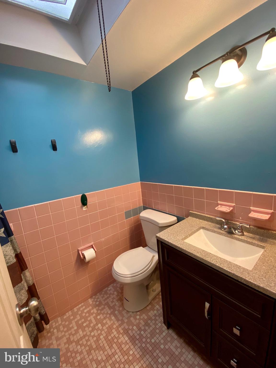 12507 Chilton Road Philadelphia, PA 19154 - Photo 17 of 21