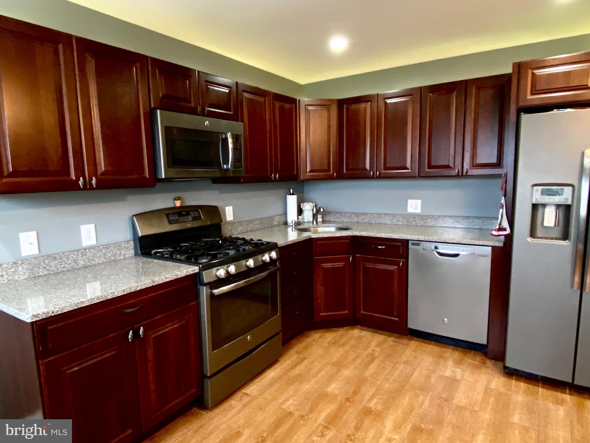 12507 Chilton Road Philadelphia, PA 19154 - Photo 8 of 21