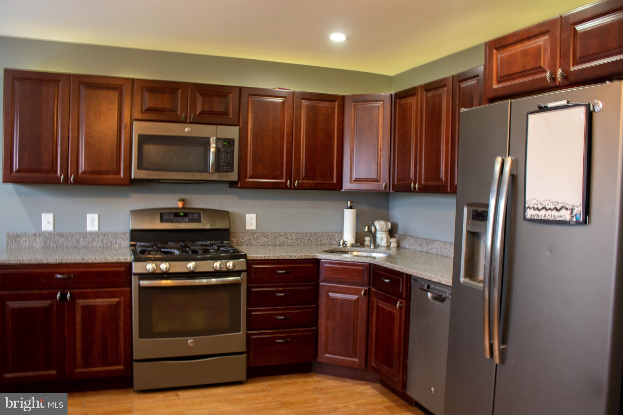12507 Chilton Road Philadelphia, PA 19154 - Photo 9 of 21