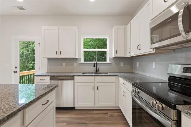 $399,900 | 303 Roxeywood Way, Winder, GA 30680