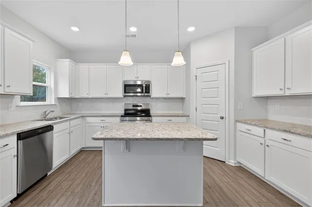 $399,900 | 303 Roxeywood Way, Winder, GA 30680