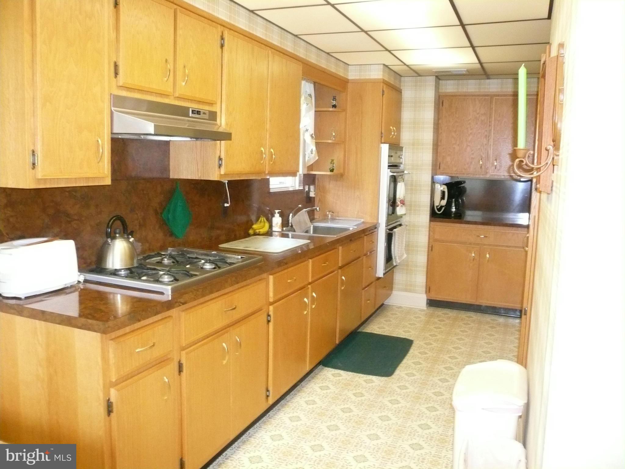 2816 Garnet Road Baltimore, MD 21234 - Photo 15 of 28 Kitchen