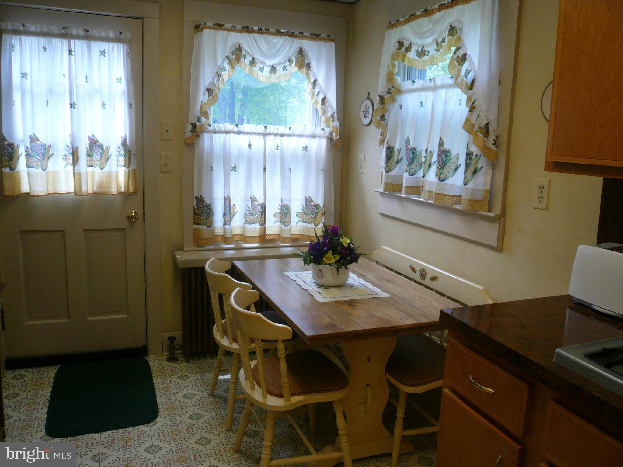 2816 Garnet Road Baltimore, MD 21234 - Photo 6 of 28 Kitchen